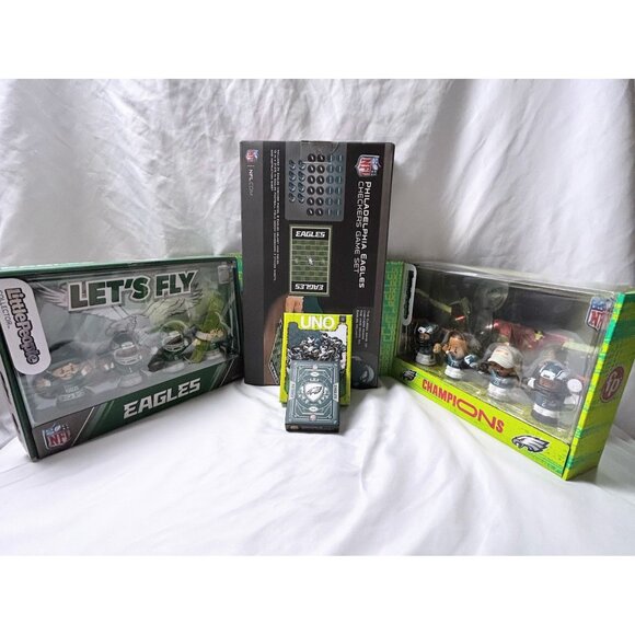 Philadelphia Eagles Fan Gift Set -5 Piece Super Bowl LVII Champions Games Figure - Picture 2 of 10